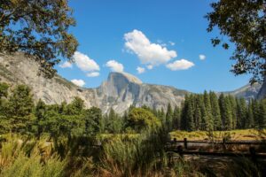 Read more about the article Top 5 Hiking Trails in Yosemite National Park California