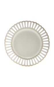 https://www.modaoperandi.com/home/p/moda-domus/white-gold-creamware-balconata-dinner-plate-piatto-piano-cm26d-cm-26d/608612